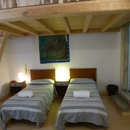 Monticelli Apartment
